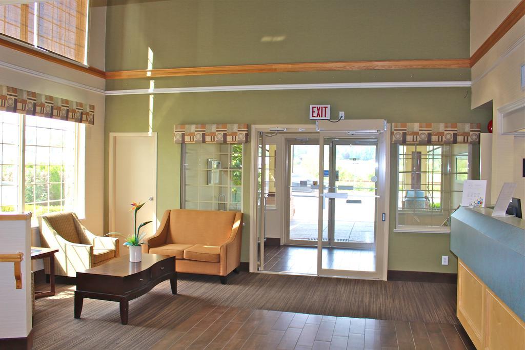 Canadas Best Value Inn Langley/Vancouver Екстер'єр фото