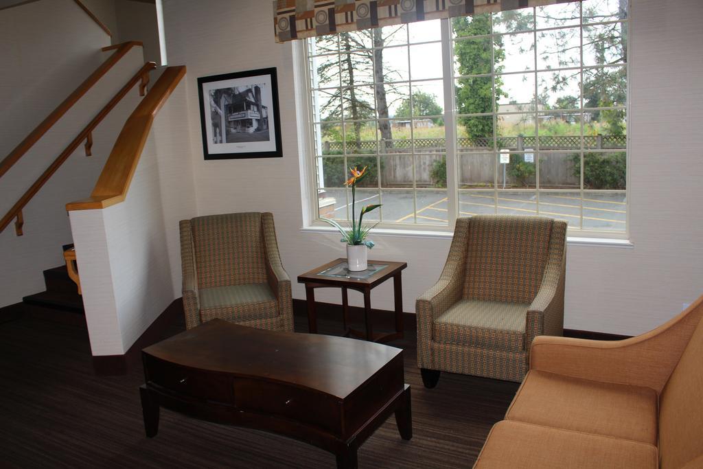 Canadas Best Value Inn Langley/Vancouver Екстер'єр фото