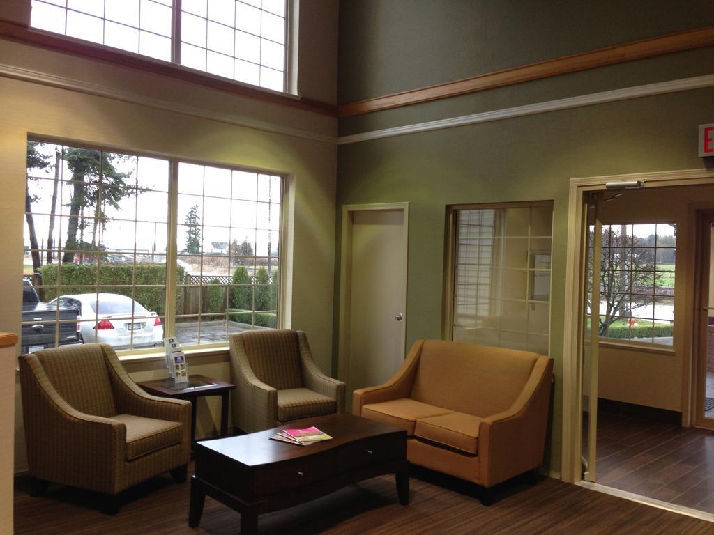 Canadas Best Value Inn Langley/Vancouver Екстер'єр фото